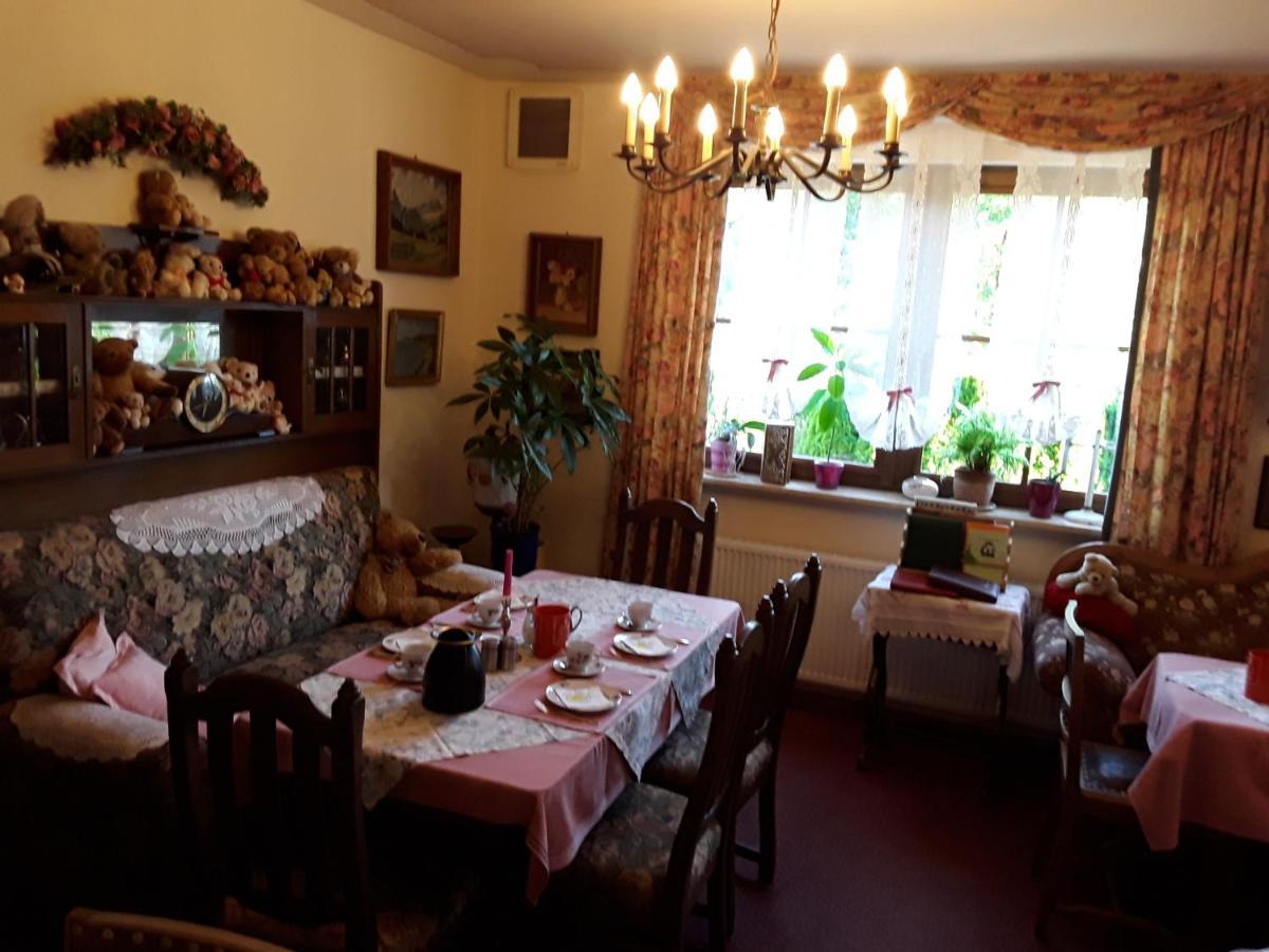 Gaestehaus "Gisela" Im Fuerstlichen Fischhaus Schillingsfürst 外观 照片