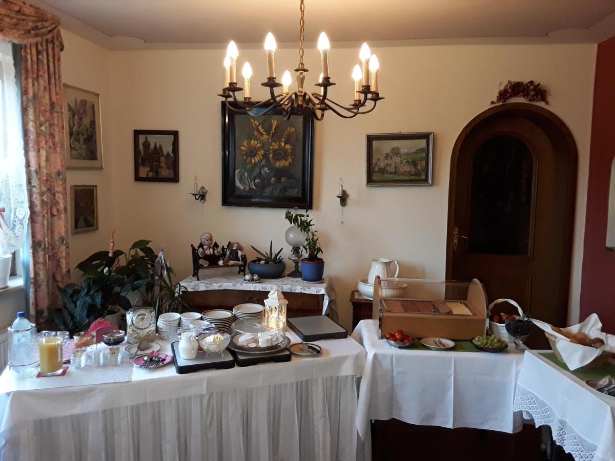 Gaestehaus "Gisela" Im Fuerstlichen Fischhaus Schillingsfürst 外观 照片