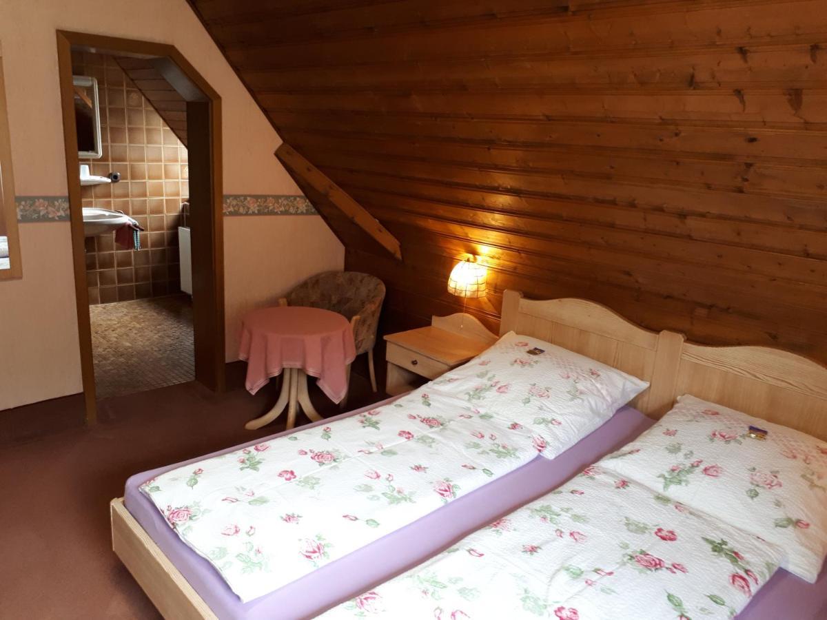 Gaestehaus "Gisela" Im Fuerstlichen Fischhaus Schillingsfürst 外观 照片