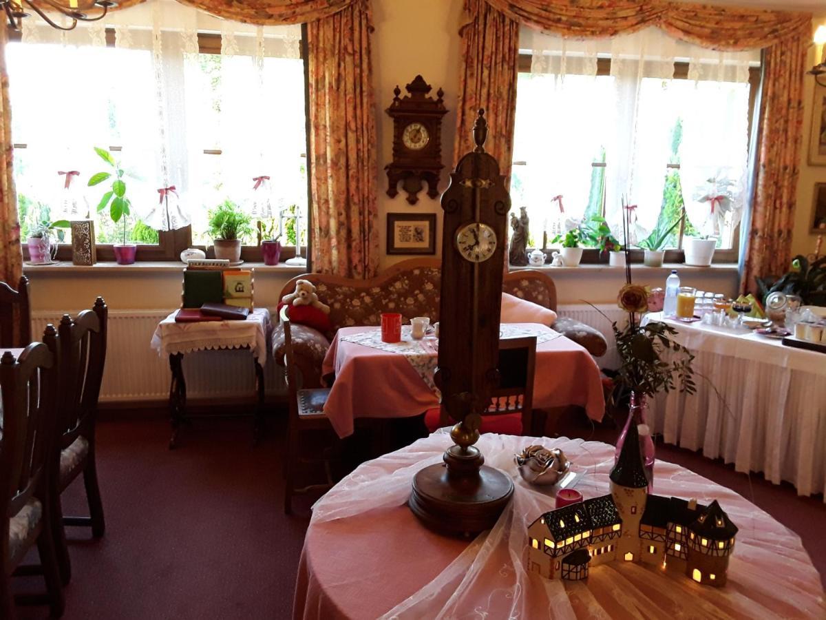 Gaestehaus "Gisela" Im Fuerstlichen Fischhaus Schillingsfürst 外观 照片